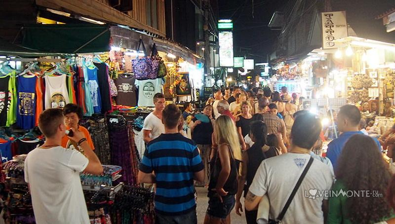 Сувениры на Walking street на Самуи