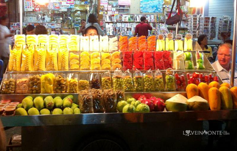 Еда на Walking street на Самуи