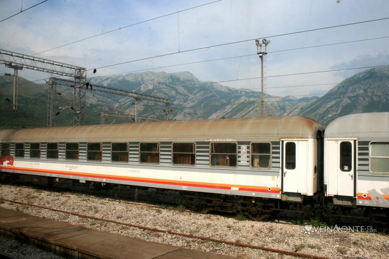 Поезд Бар-Белград