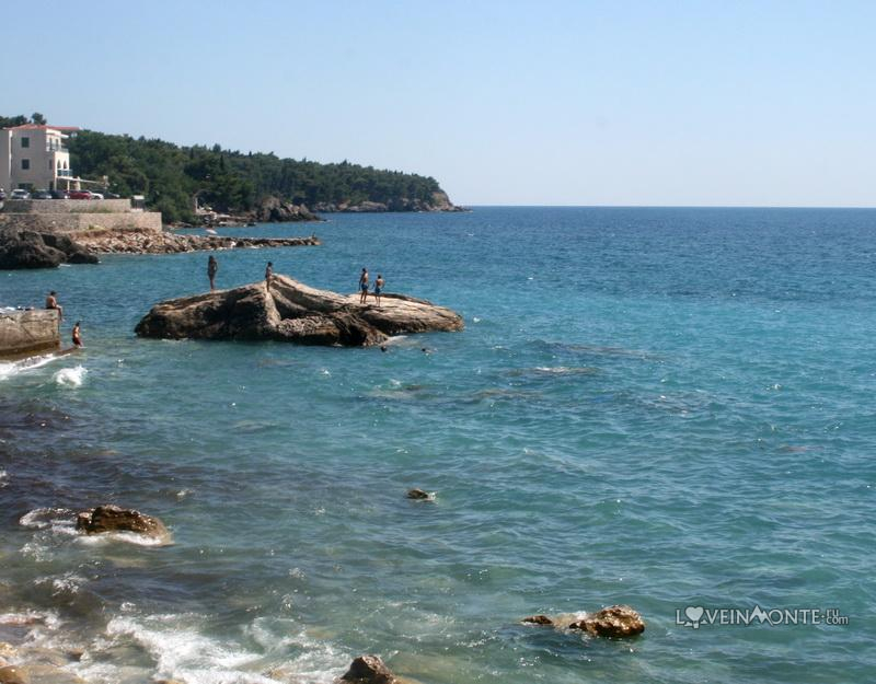 Пляж Сутоморе