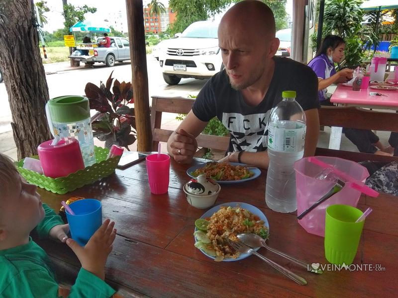 Кафе в Као Тао