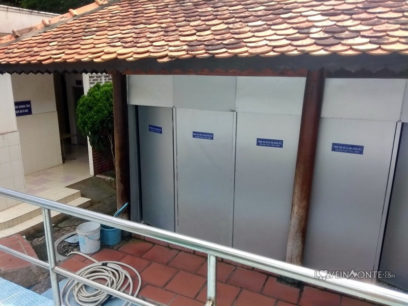 Бассейн в Ho May Park