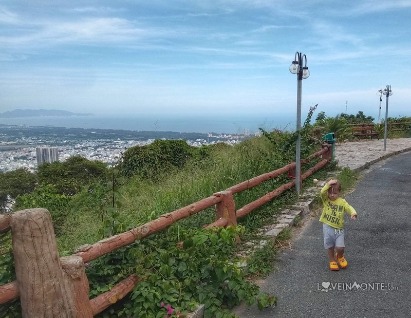 Парк развлечений в Ho May Park