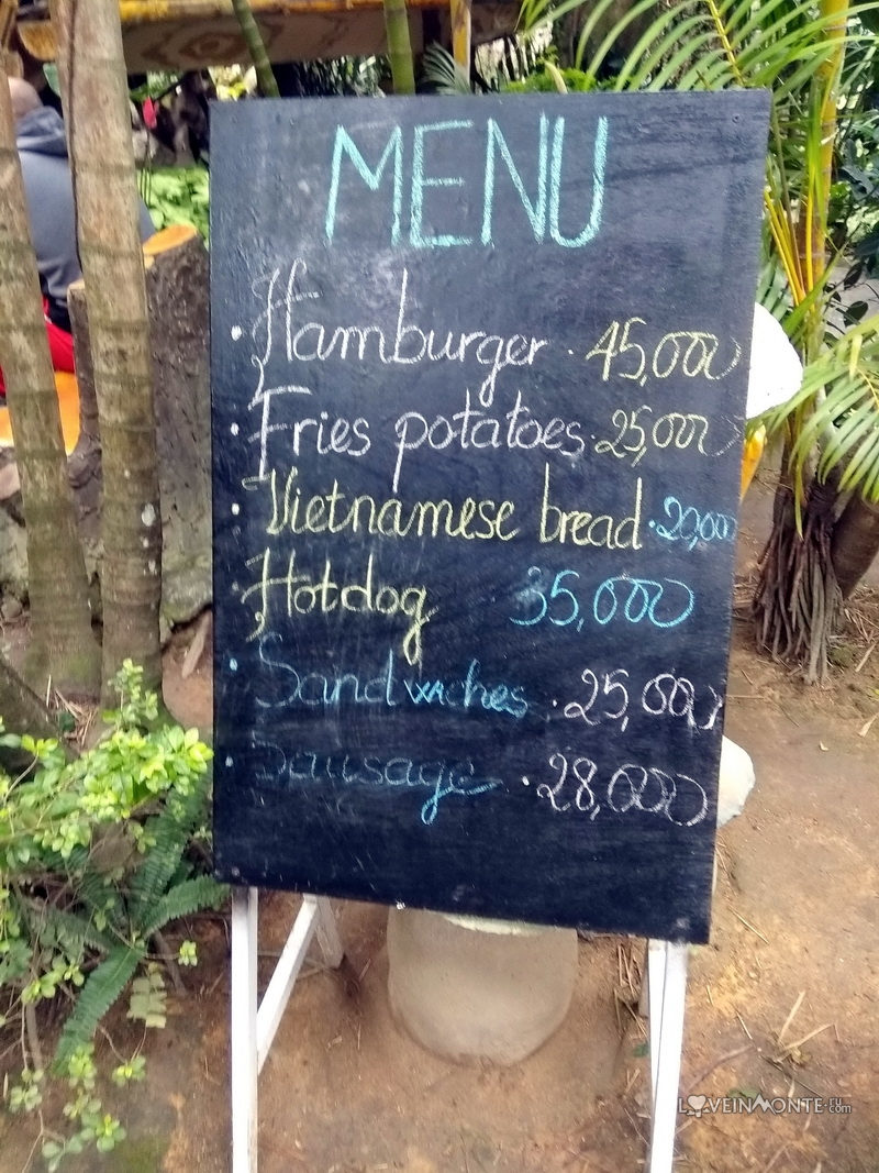 Меню в кафе Crazy House в Далате