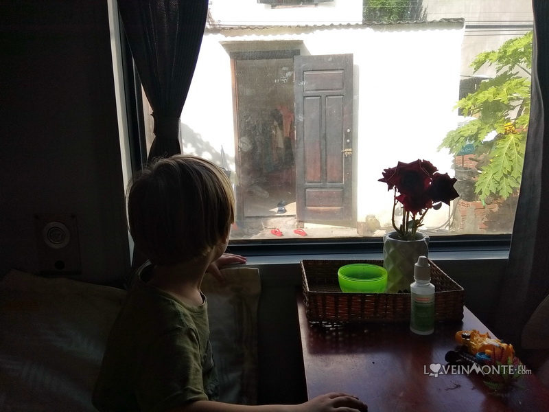 На поезде в Хюе